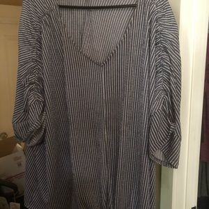 Dark blue striped shirt with bottom tie so 4X